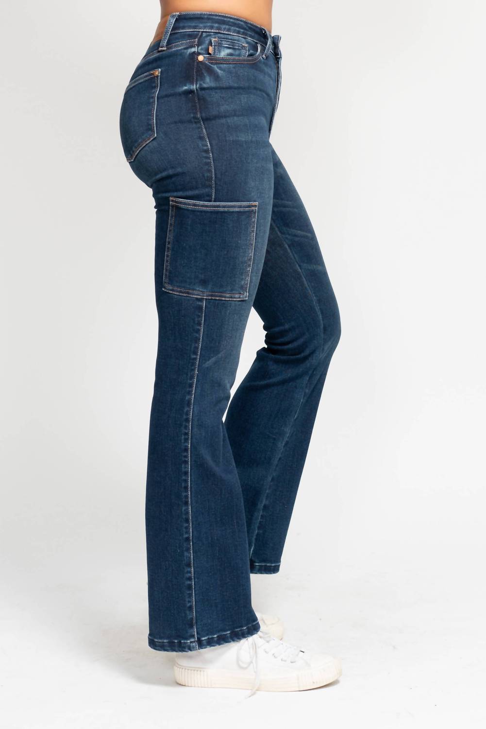 Judy Blue High Waisted Cargo Bootcut Stretchy Jeans in dark denim - women's pants - detail view