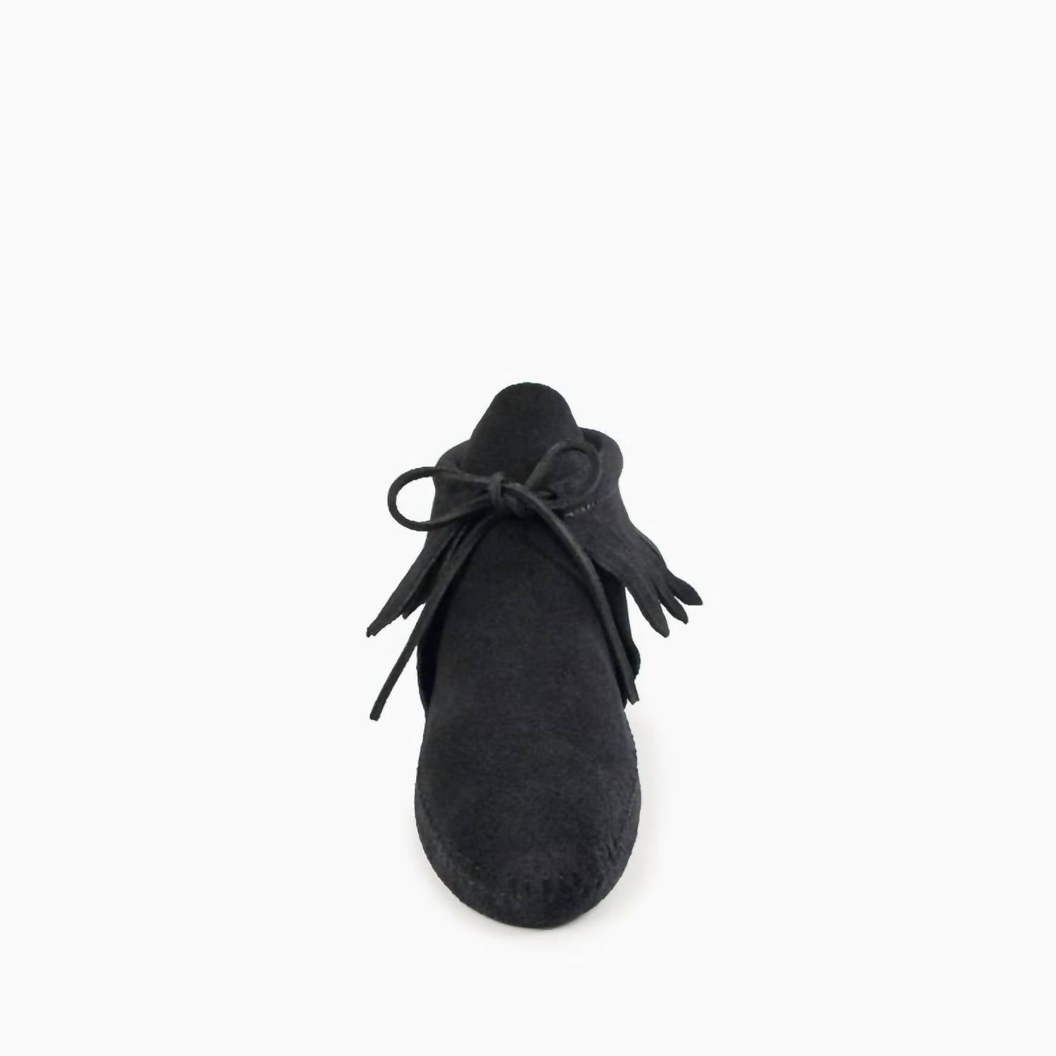 Minnetonka - Women's Classic Fringe Softsole Moccasin