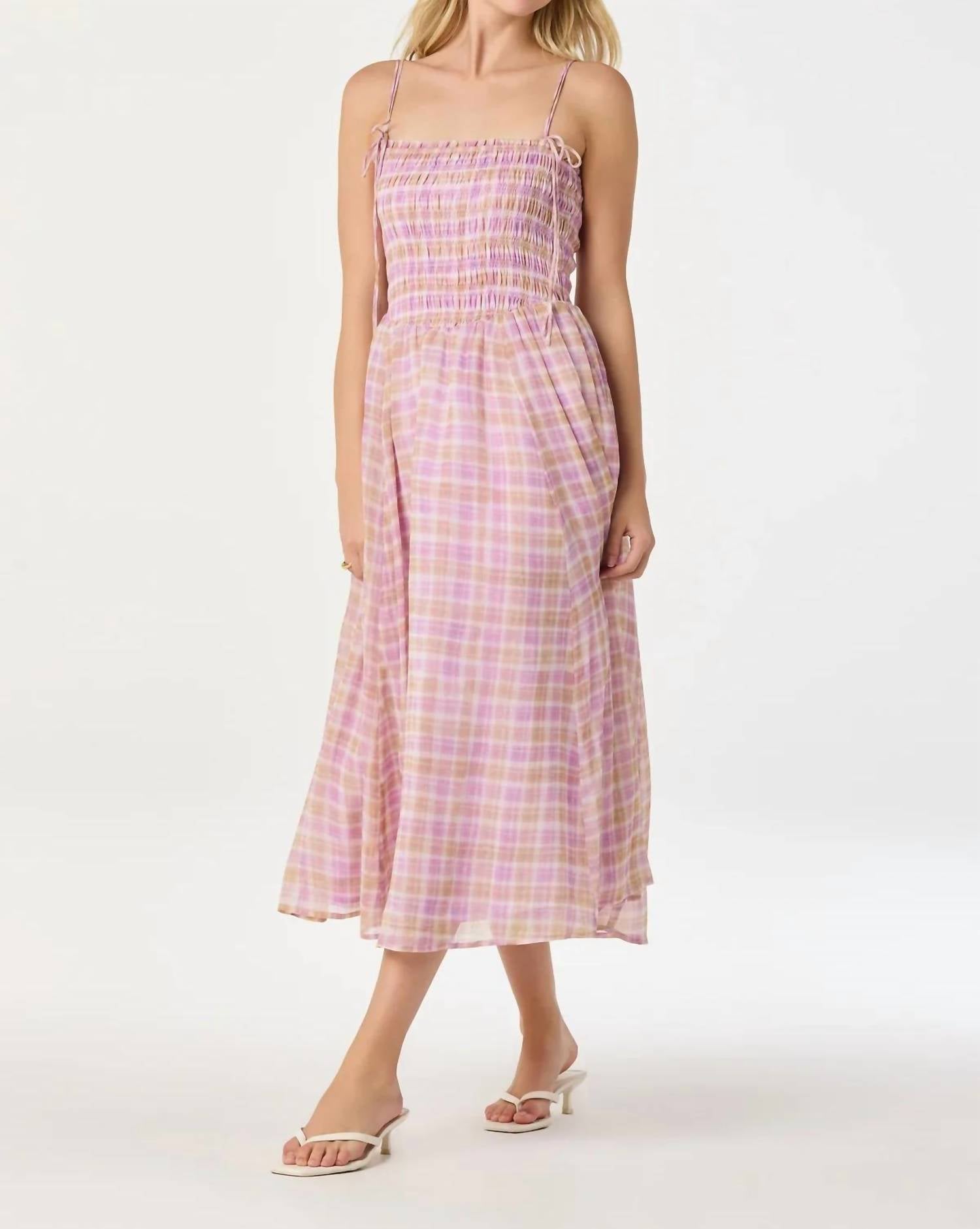 Astr - Lehela Smocked Midi Dress
