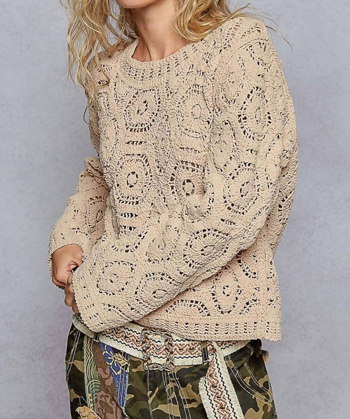Pol - Round Neck Open Knit Crochet Sweater