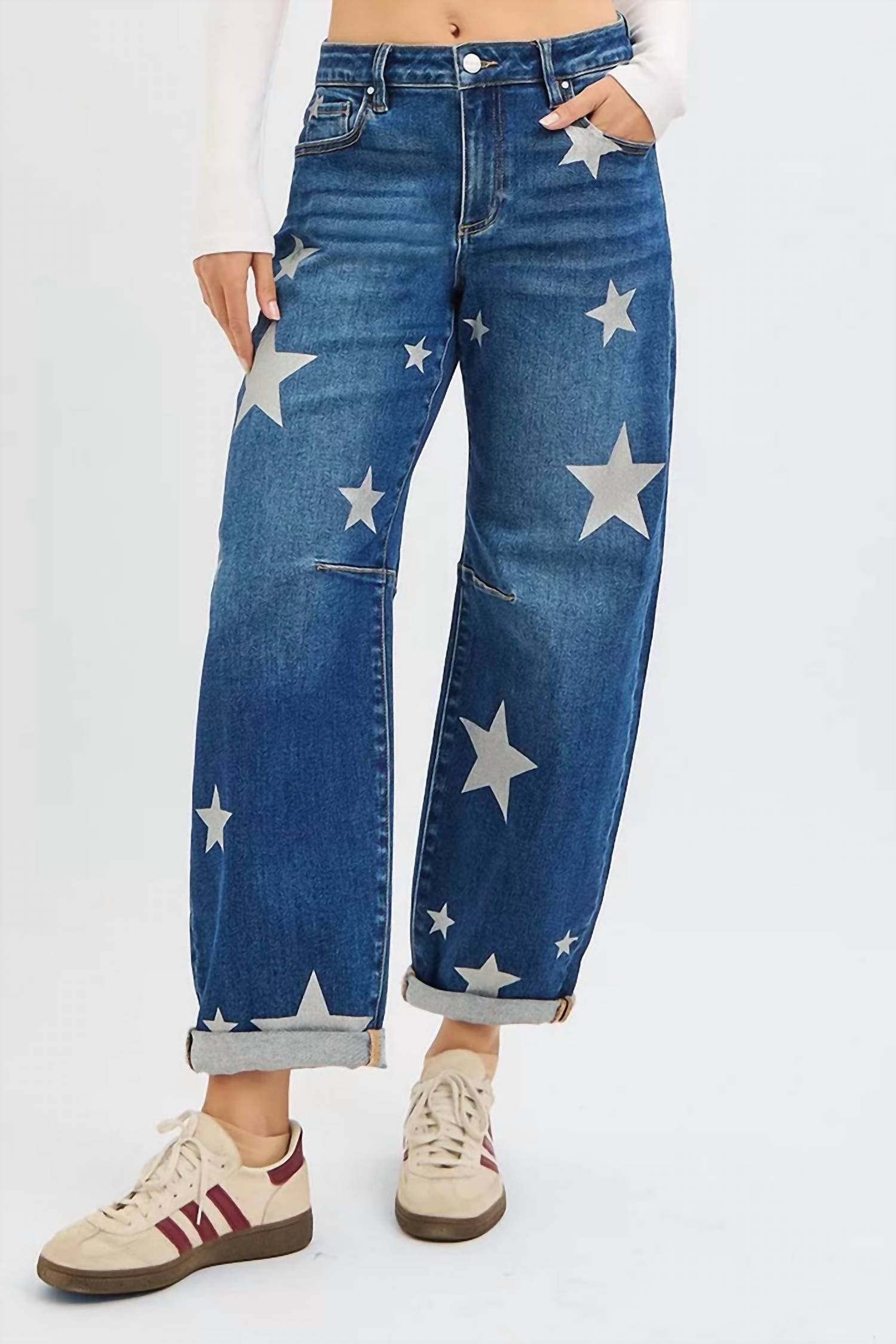 Risen - Mid Rise Ankle Relaxed Barrel Star Jeans