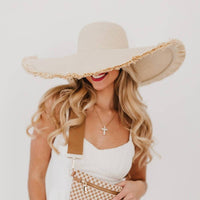 Pretty Simple - Women's Lake Shore Drive Wide Fringe Sun Hat