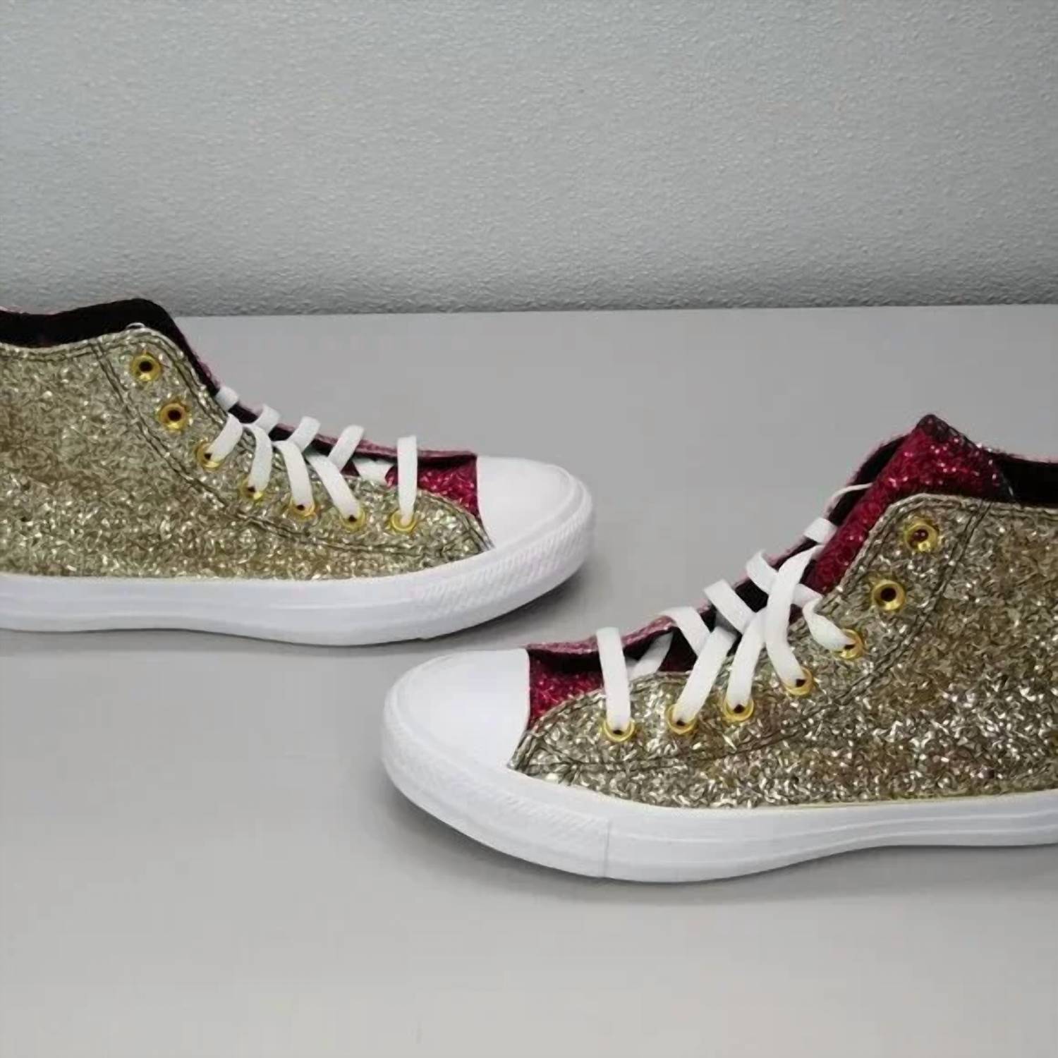 Converse - Women's Rainbow Logo Glitter Hi Top Tennis Shoes