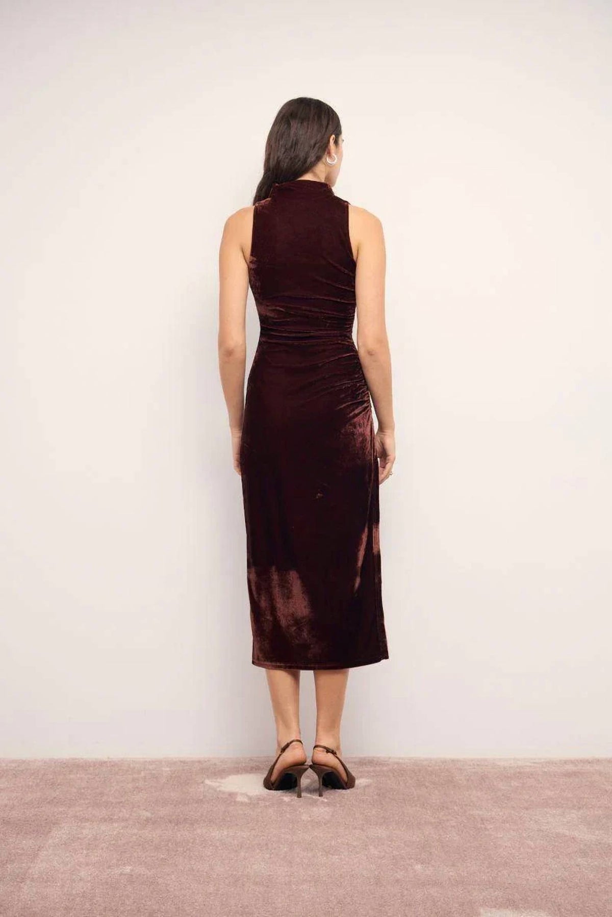 Minkpink - Sonja Velvet Midi Dress