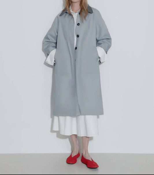 Cubic - Color-blocked Collar Long Trench Coat