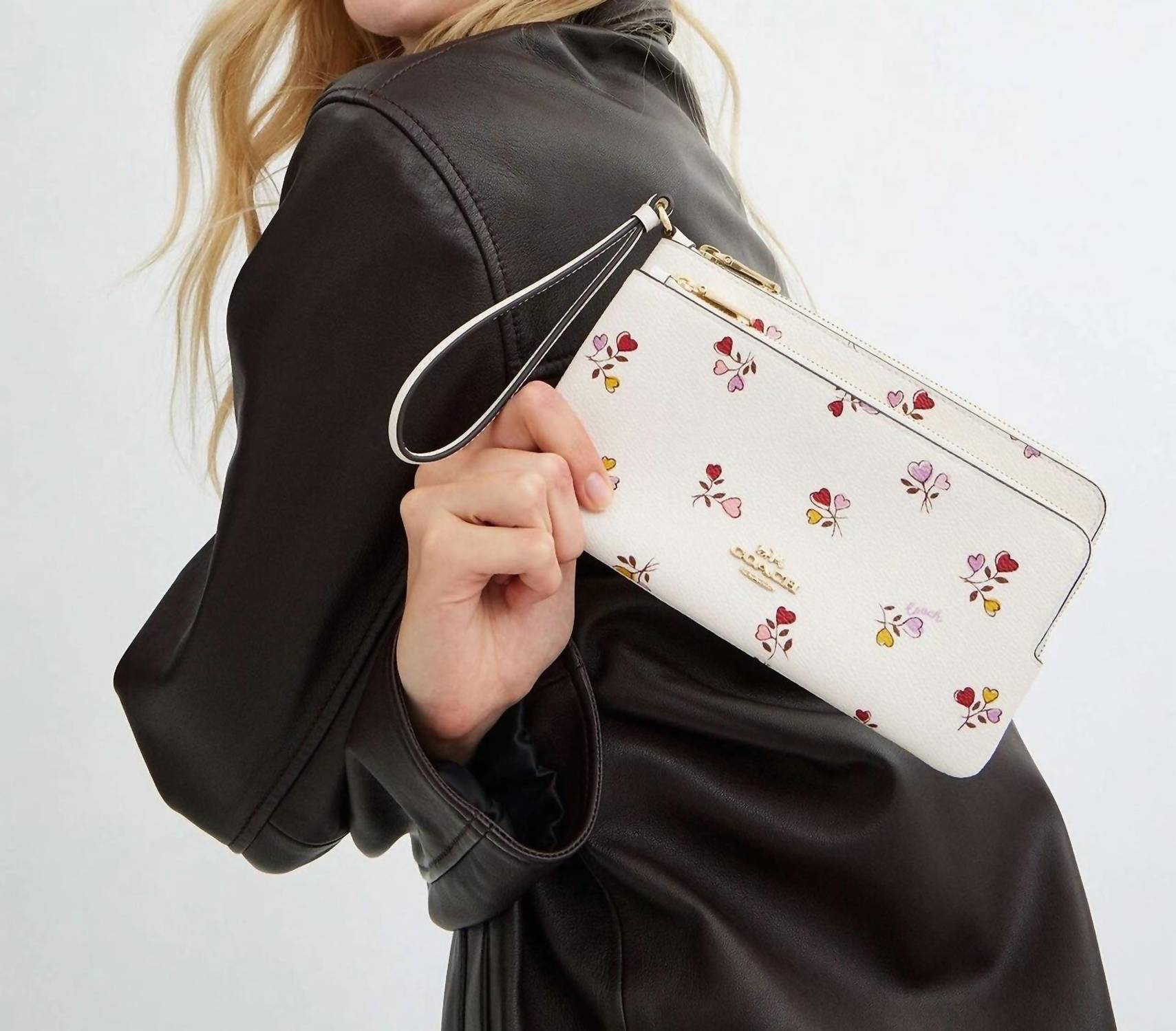 Coach - Double Zip Wallet With Heart Print Canvas