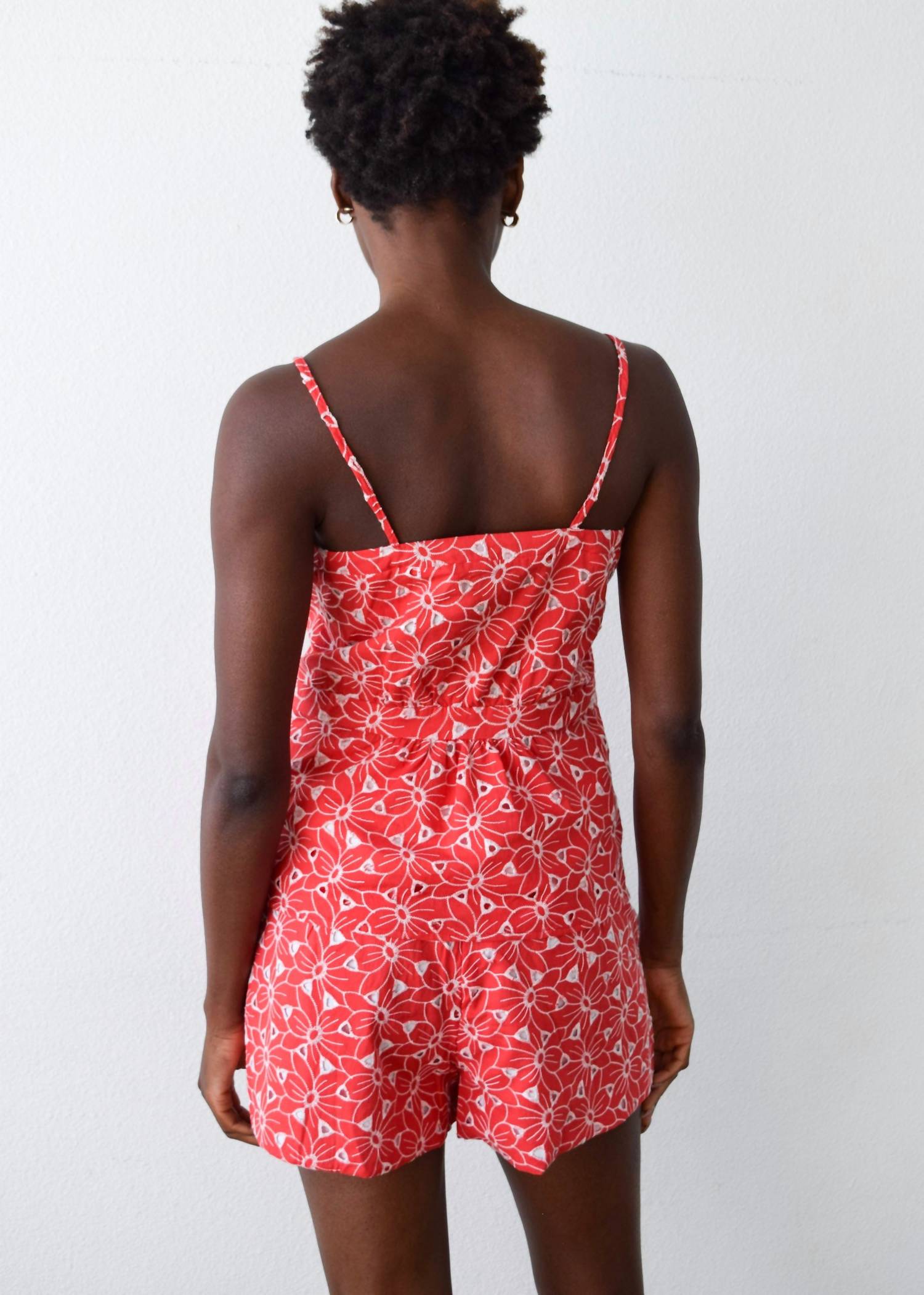 Never A Wallflower - Lindsey Floral Eyelet Top