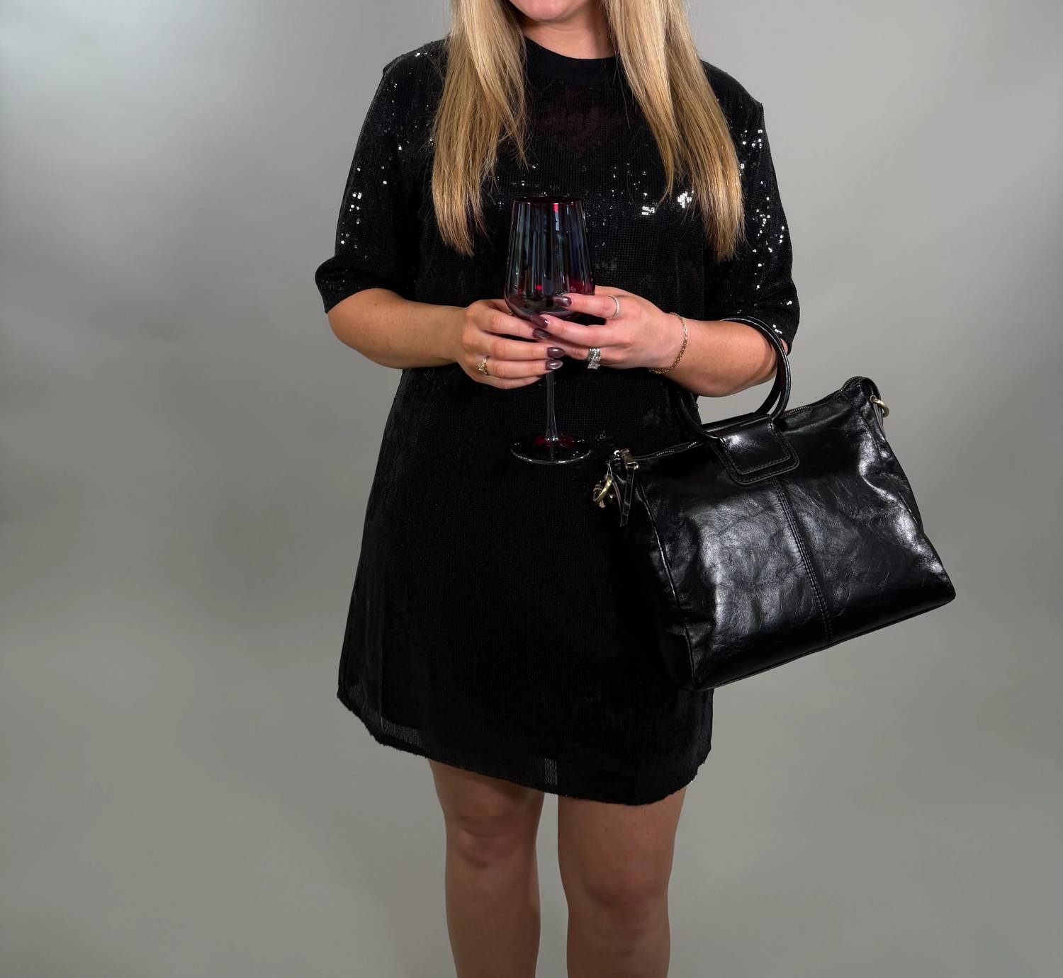 Elan - Relaxed T-Shirt Fit Sequin Dress