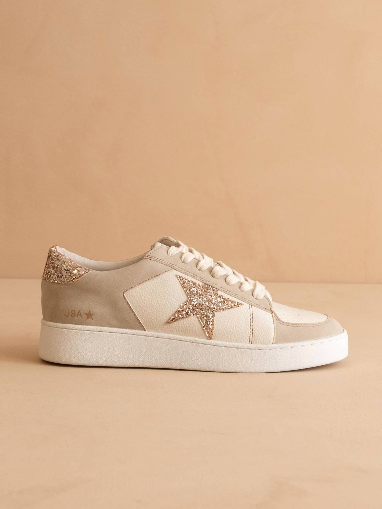 Oasis Society - Women's Liberty Glitter Star Sneaker