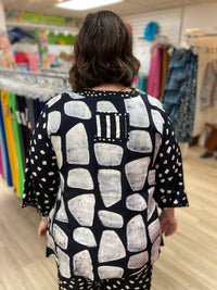 Iguana Lider - Hourglass Three Quarter Sleeve Top