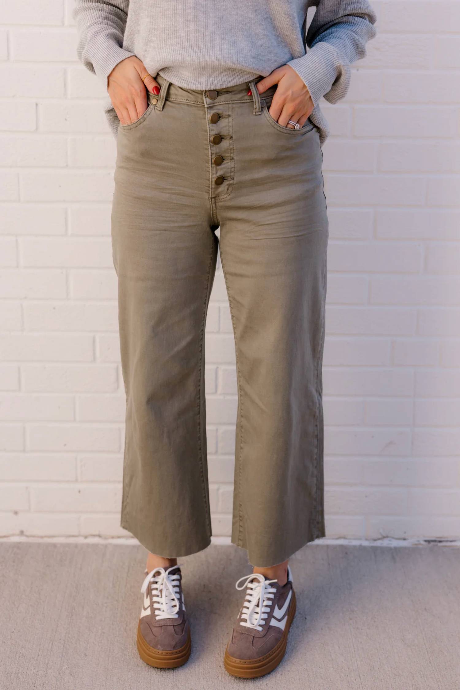 Easel - Penny Button Front Wide Leg Pant
