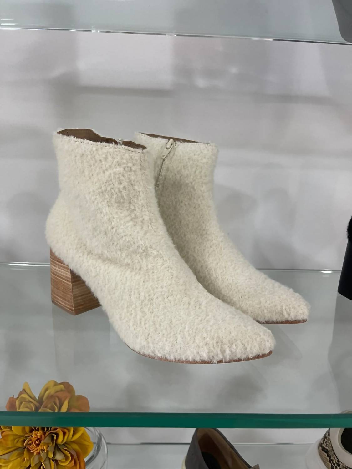 HUMA BLANCO Women's Vania Boots in ivory alpaca - women's shoe