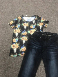 Blank - Women's Short Sleeve Tee With Floral Bull Skull Print