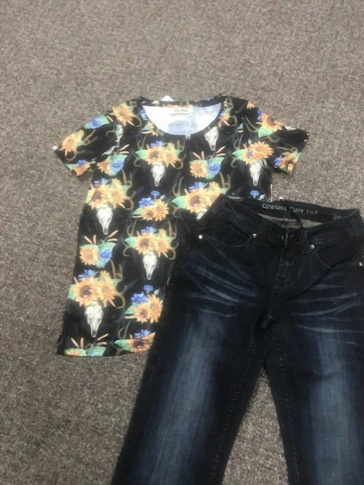 Blank - Women's Short Sleeve Tee With Floral Bull Skull Print