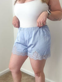 Le Lis - Bluebell Lace Shorts