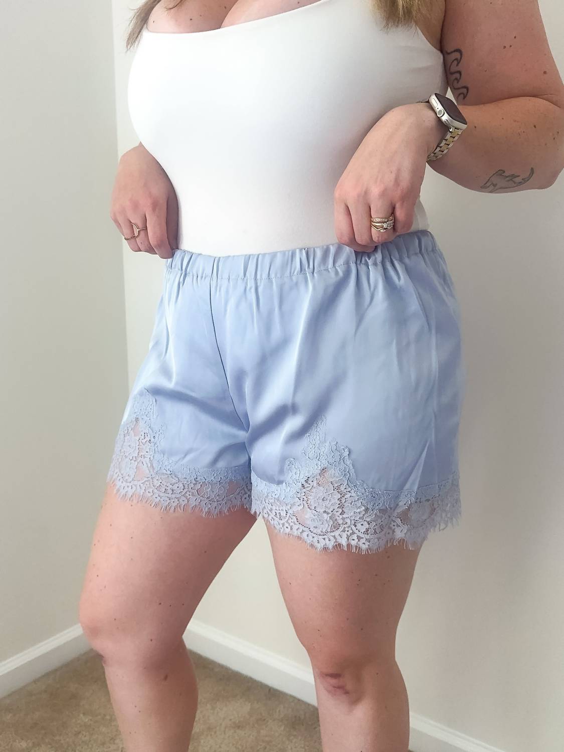 Le Lis - Bluebell Lace Shorts