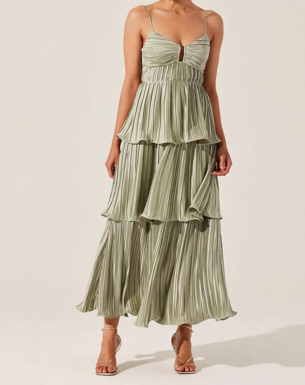 Astr - Lupin Pleated Tiered Maxi Dress