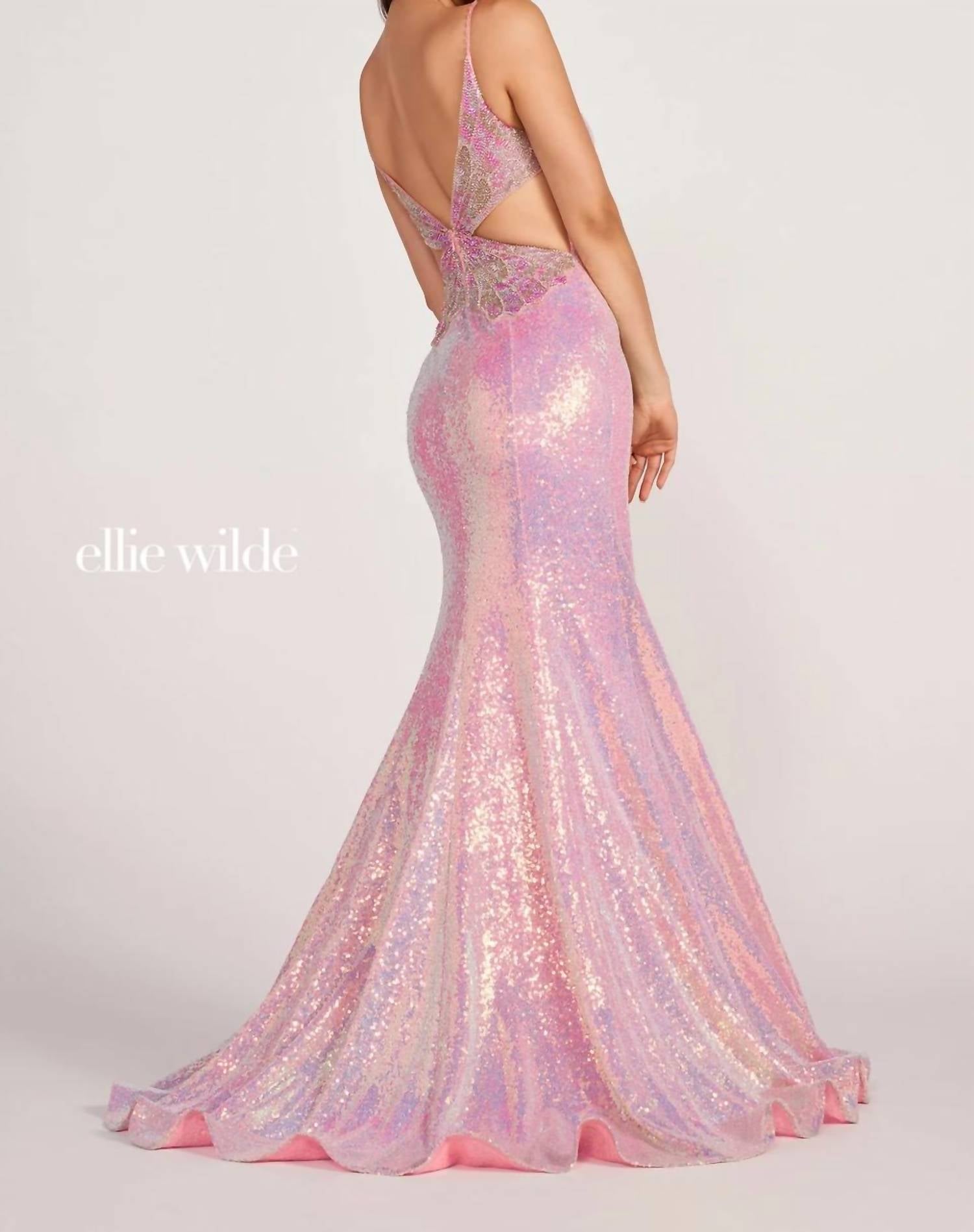 Ellie Wilde - Sequin Plunging V-neckline Evening Gown With High Leg Slit