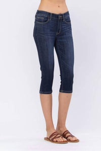 Judy Blue - Women's Non-distressed Skinny Denim Capri