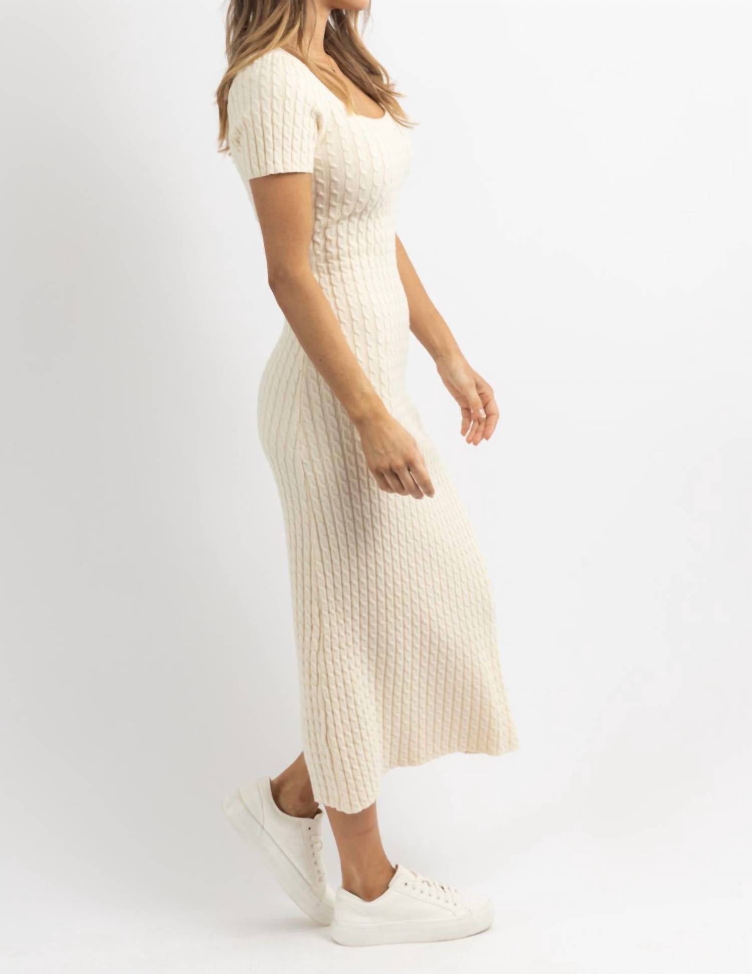 Lalavon - Veda Cableknit Maxi Dress