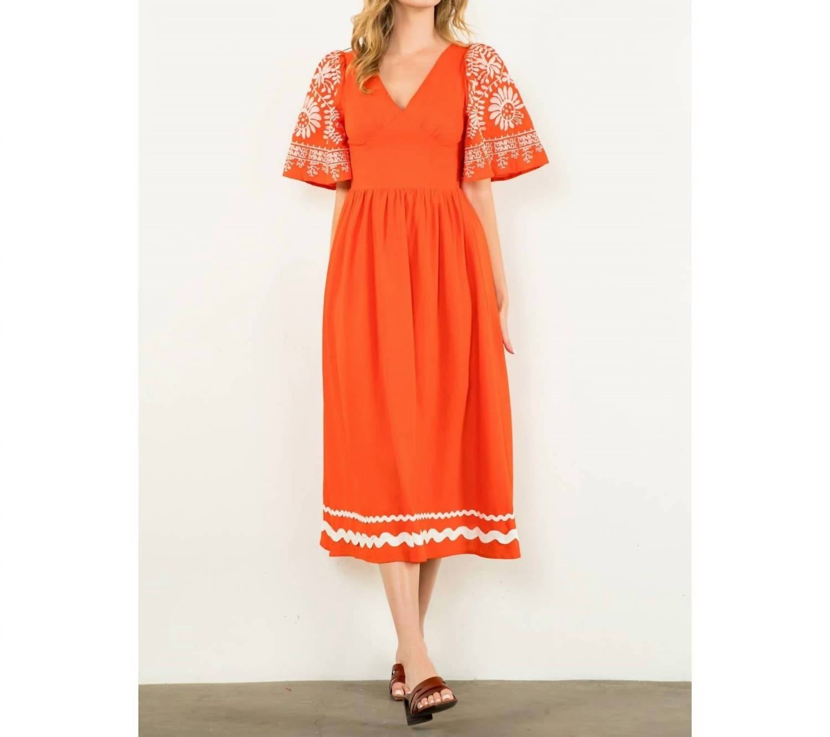 Thml - Embroidered Flutter Sleeve Dress