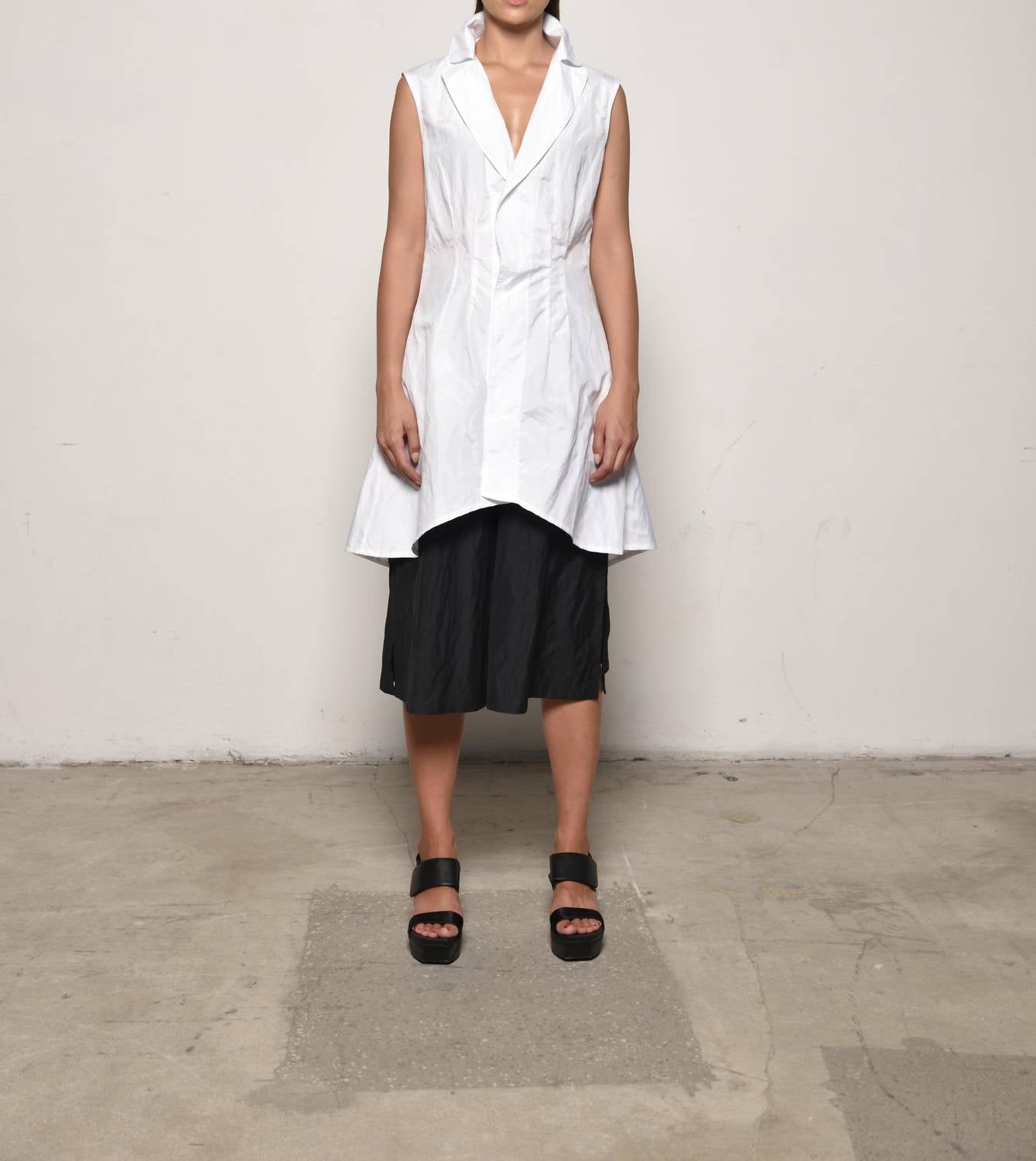 Simply Mila - Imperial Collar Tunic