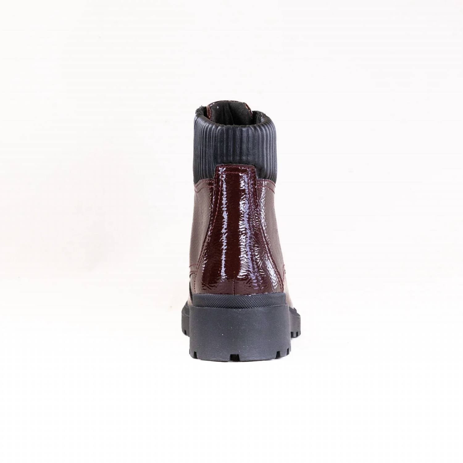 Clarks - Women's Calla Zip Boot