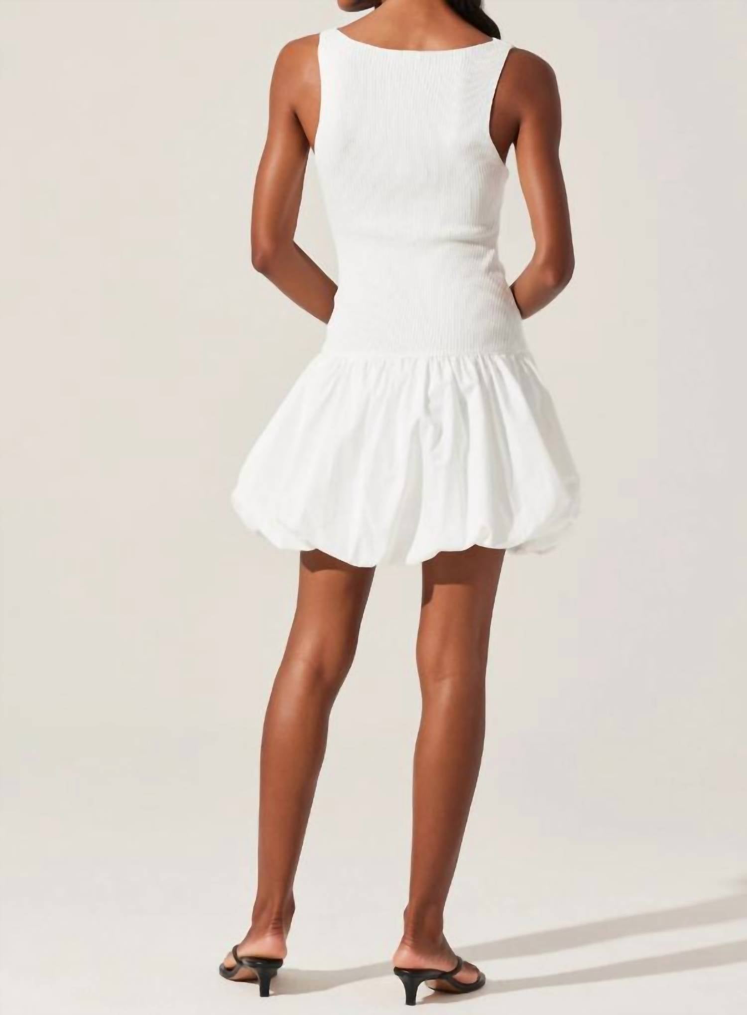 Astr - Nettie Bubble Hem Sweater Dress