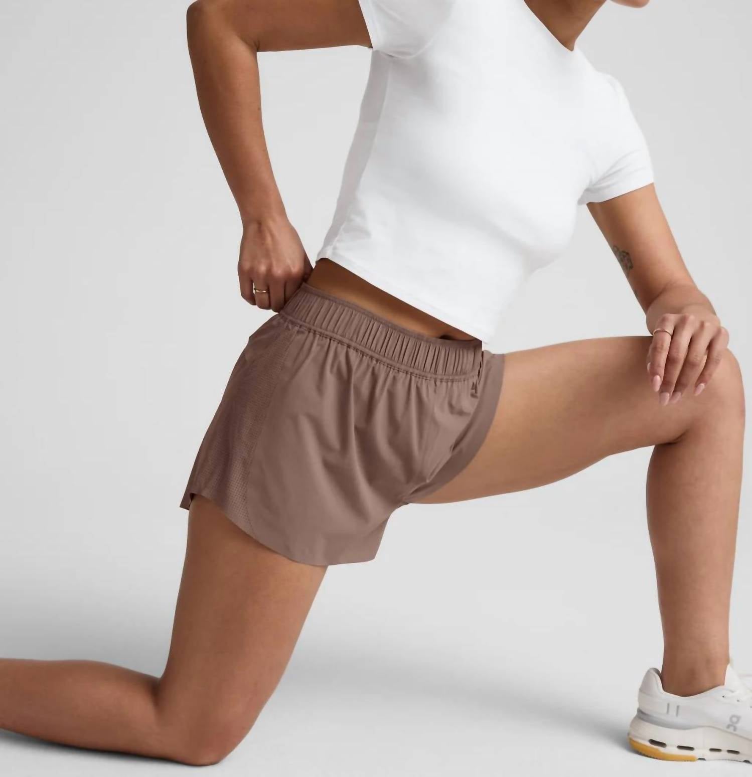 Beyond Yoga - Solemate Short