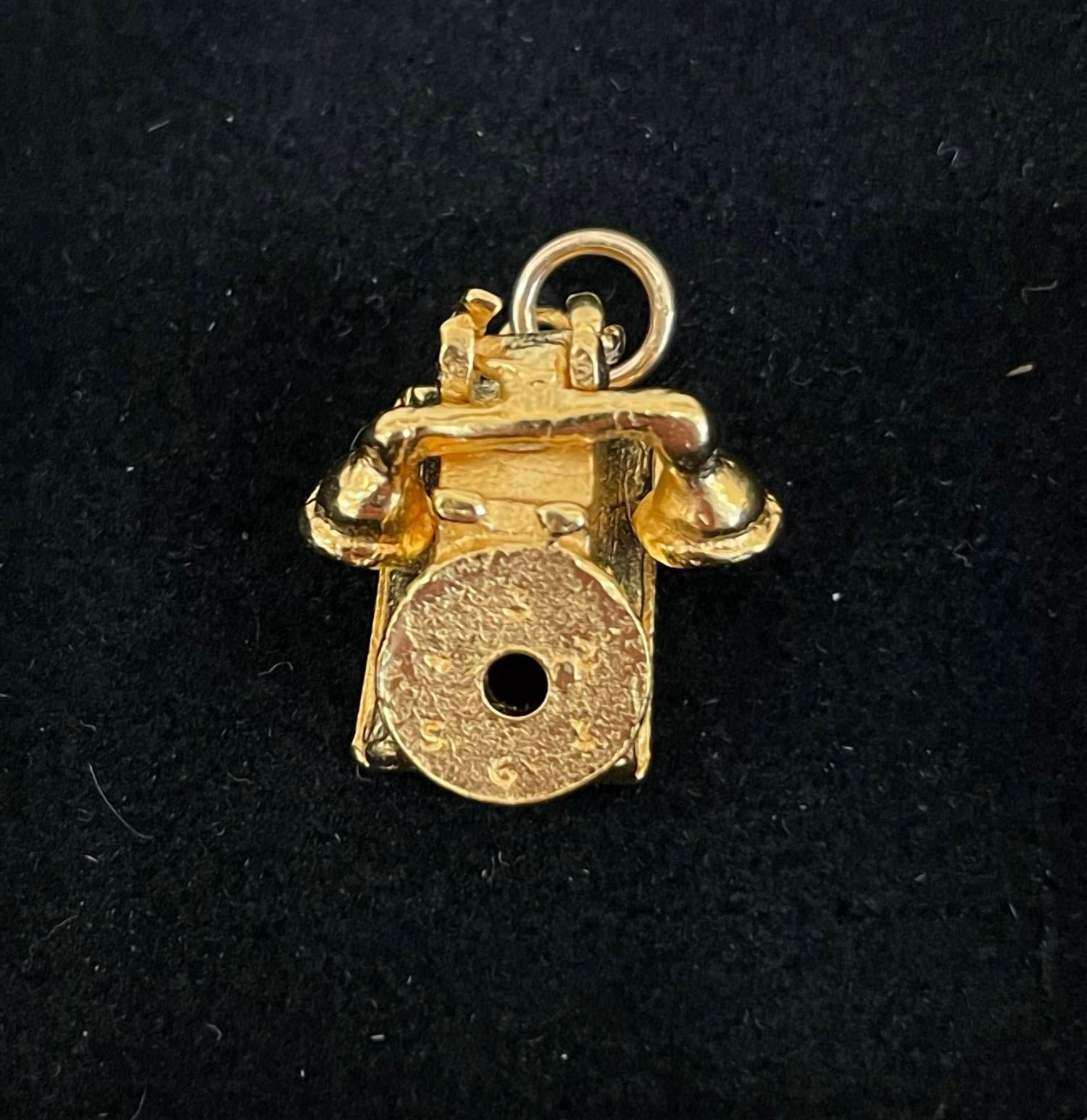 Azi Rasson - Women's Vintage Rotary Phone 2 Medium Charm