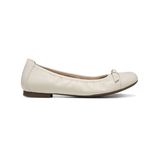Vionic - Women's Amorie Flat Shoes