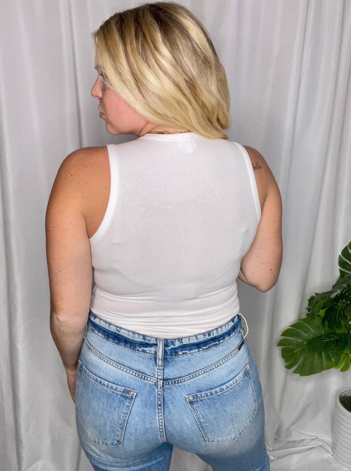 Le Lis - Jenna Tank-style Bodysuit