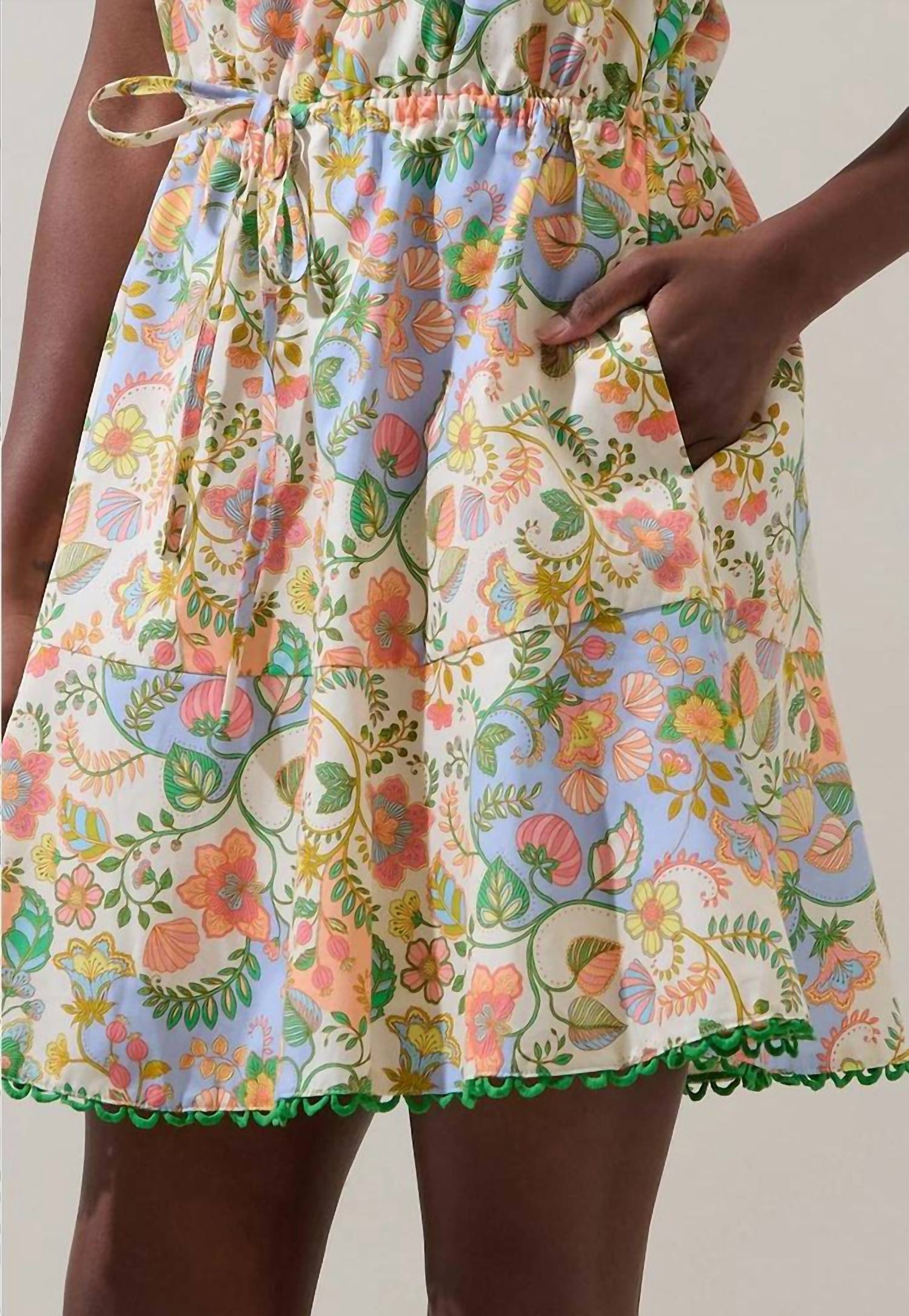 Sugarlips - Zamara Floral Bouse Shift Mini Dress