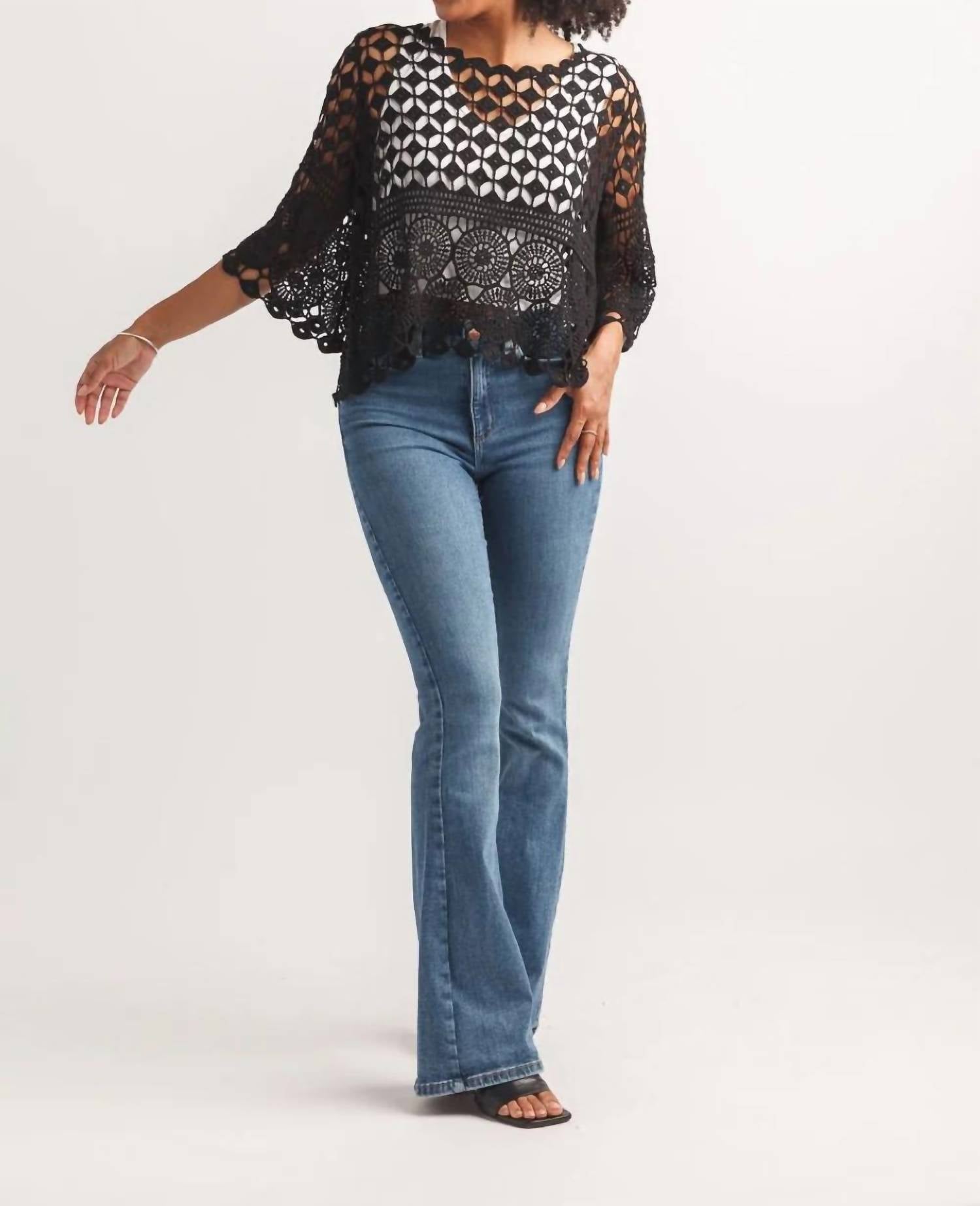 Papillon - Cropped Lace Crochet Pullover