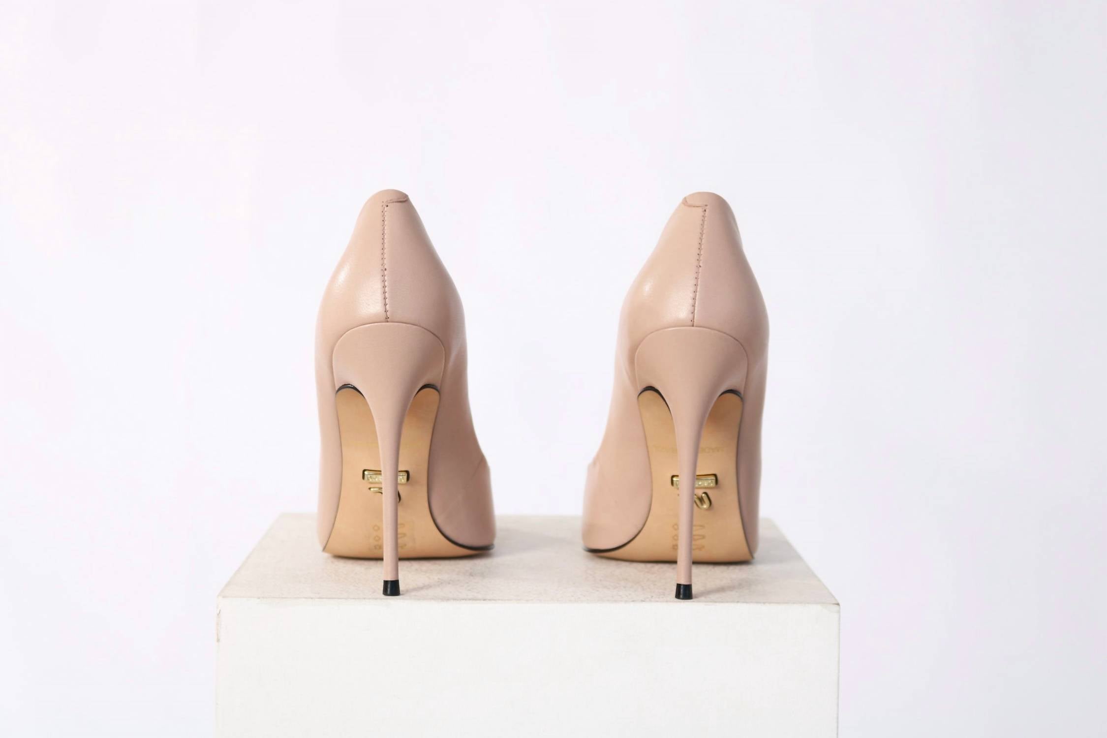 Carrano - Women's Loretto Classic Hi Heel Pumps