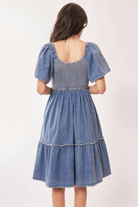 Davi & Dani - Denim Elastic Ruched Chest Midi Dress - Plus