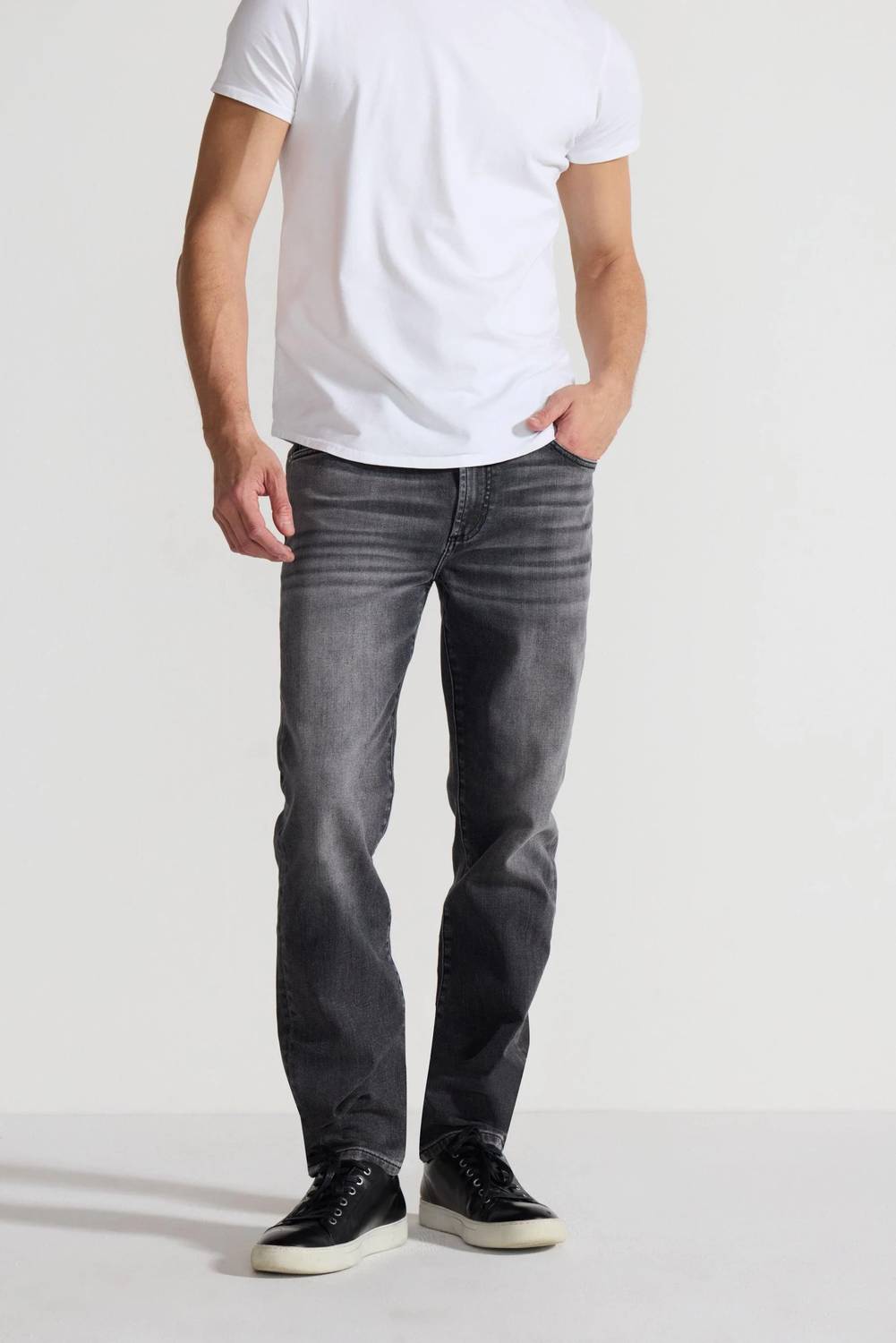 Monfrere - Brando Straight Leg Jeans