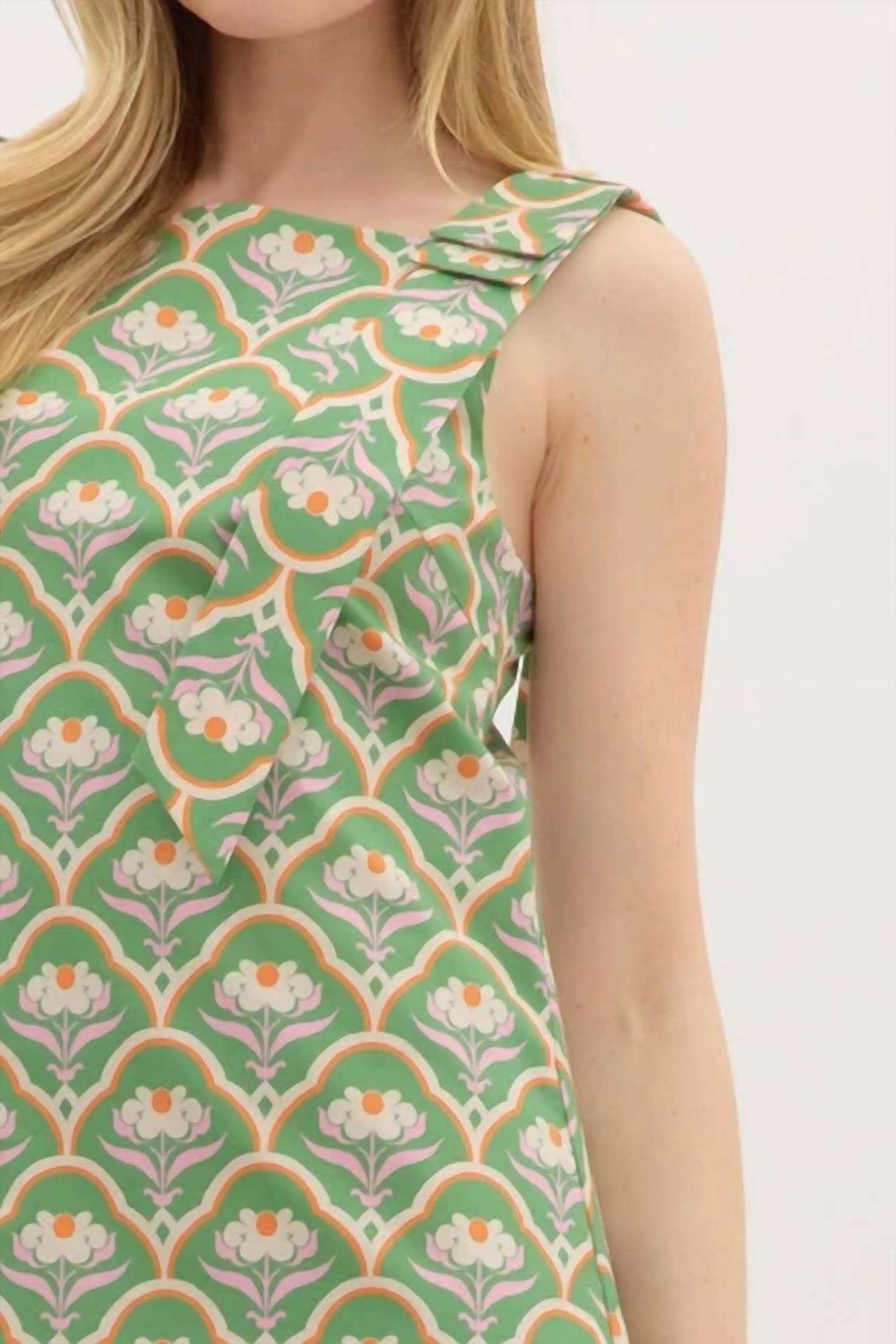 Entro - Bow Shoulder Dress