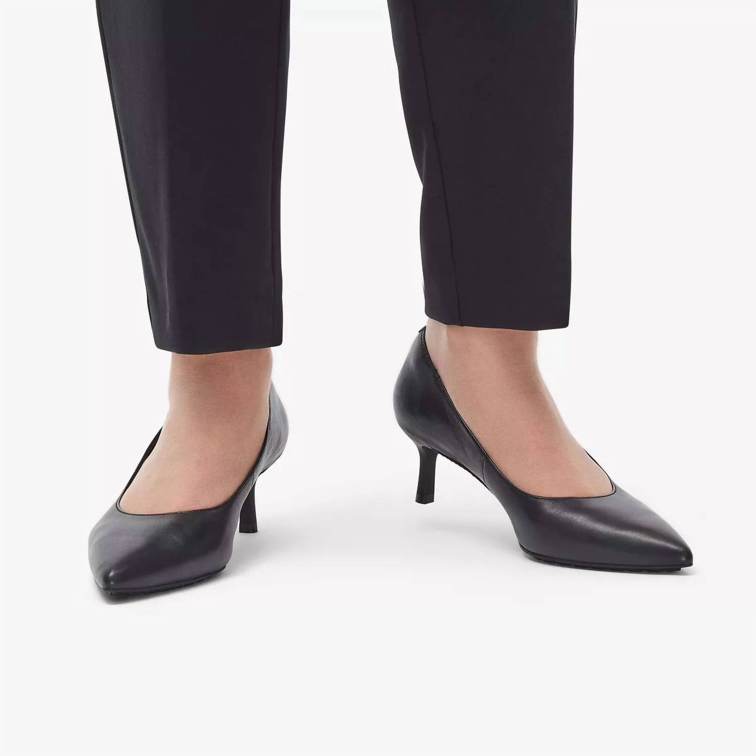 Clarks - Women's Adela Court Pump