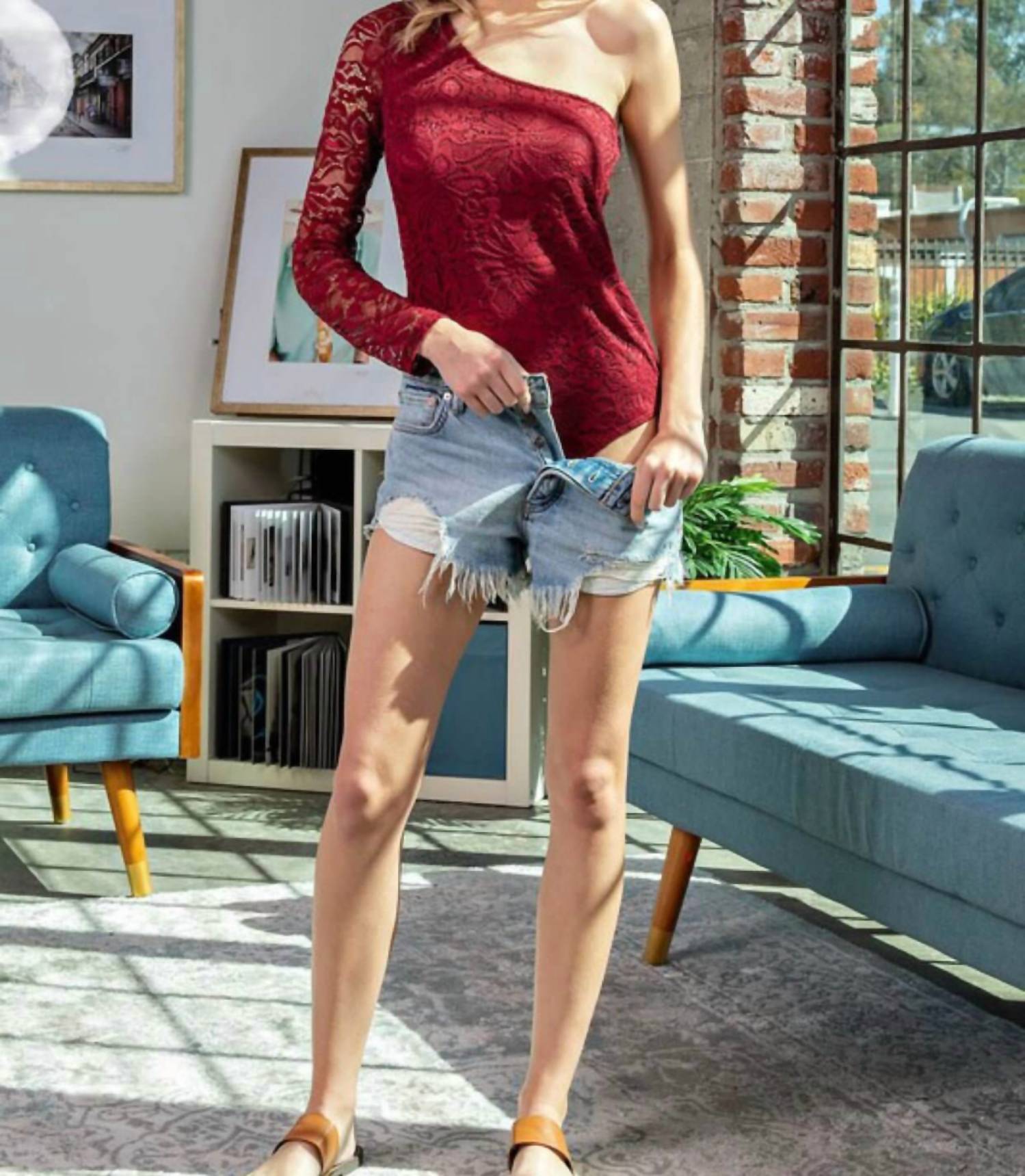 Eesome - Lacey One Shoulder Lace Sleeve Bodysuit