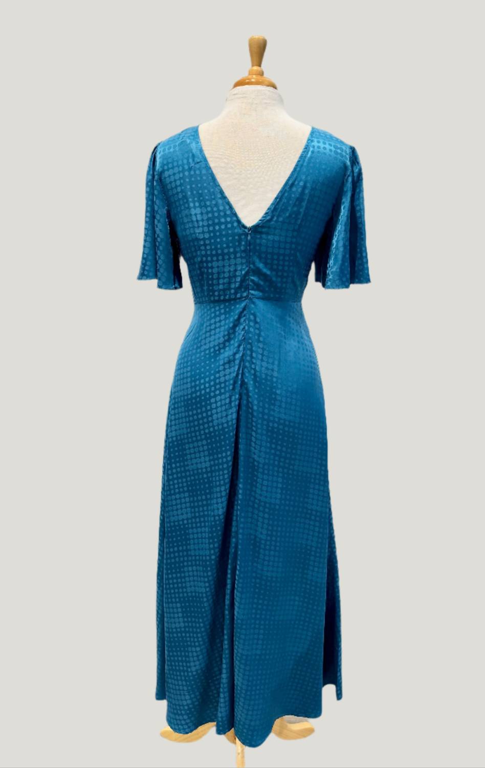 Traffic People - Circle Of Trust Rene Dress