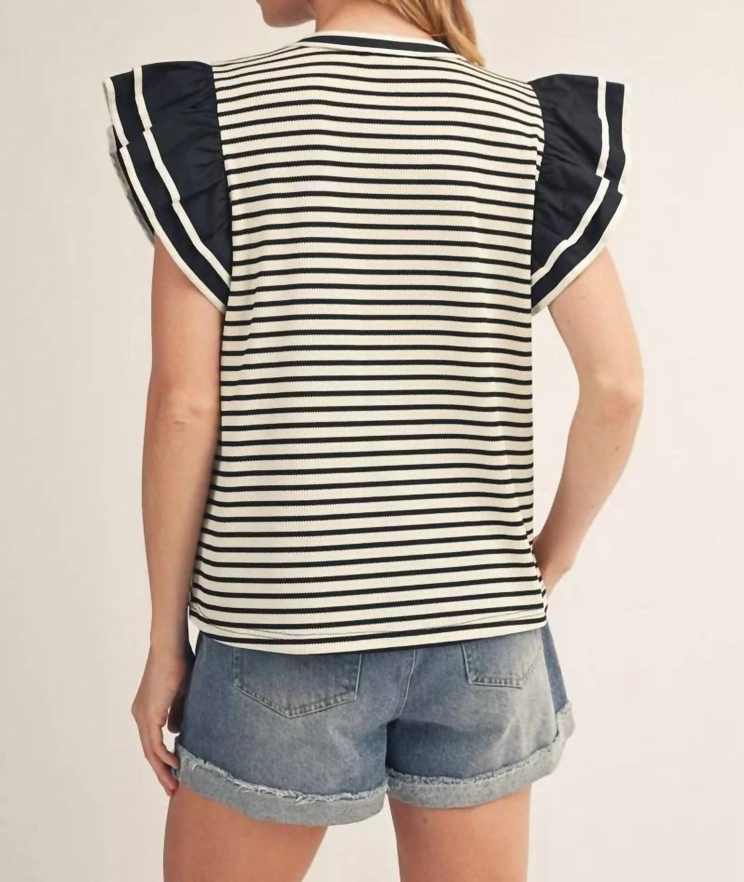 Jodifl - Flutter Sleeve Top