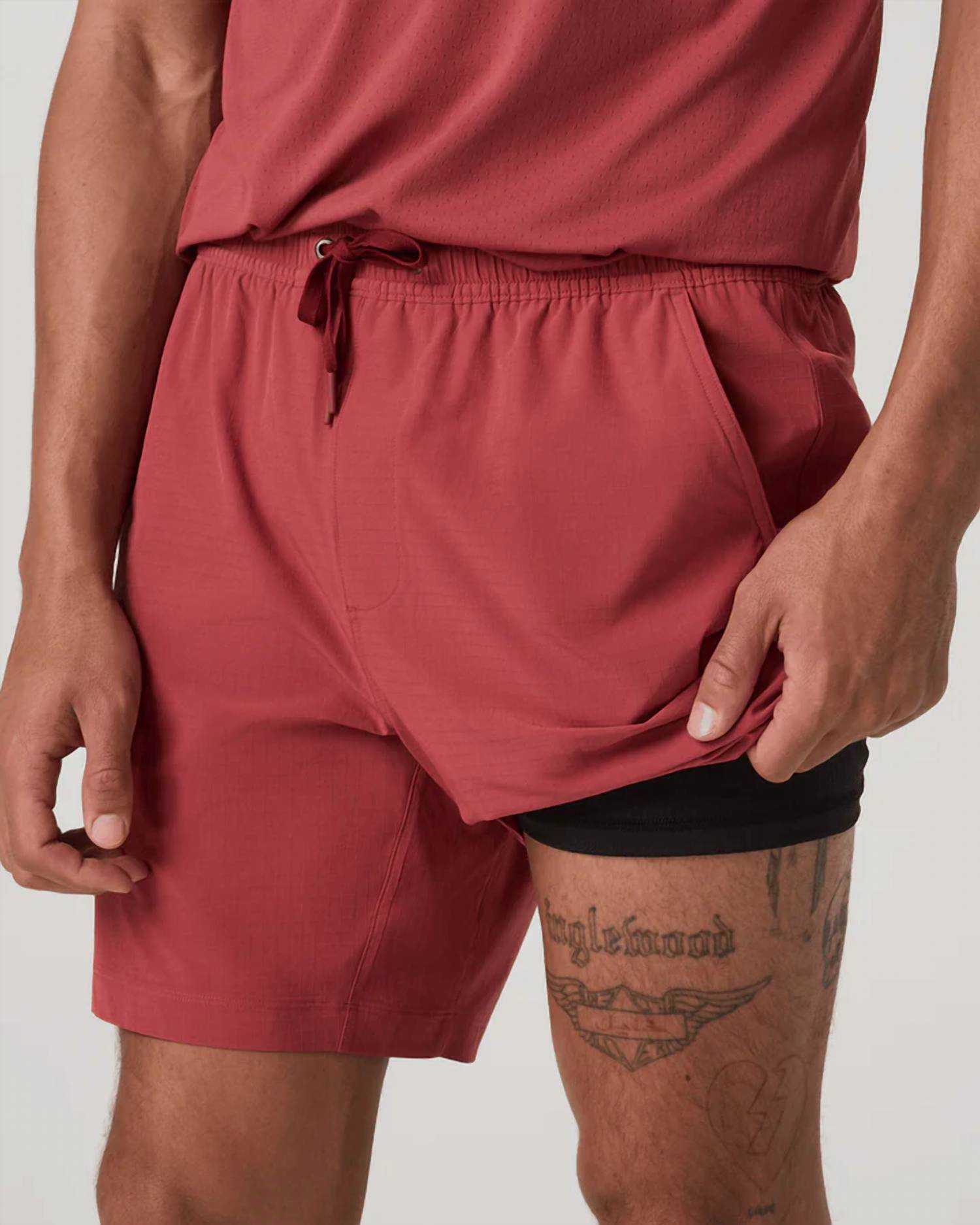 Vuori - Hardkore Lined 7" Shorts