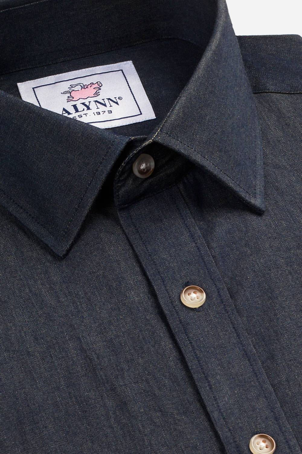 Alynn - Men's Liam Untuckable Classic Fit Dress Shirt