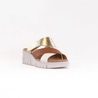 VIONIC Women's Uptown Sunset Wedge Sandal in metallic tan gold leather - women's sandal - detail view