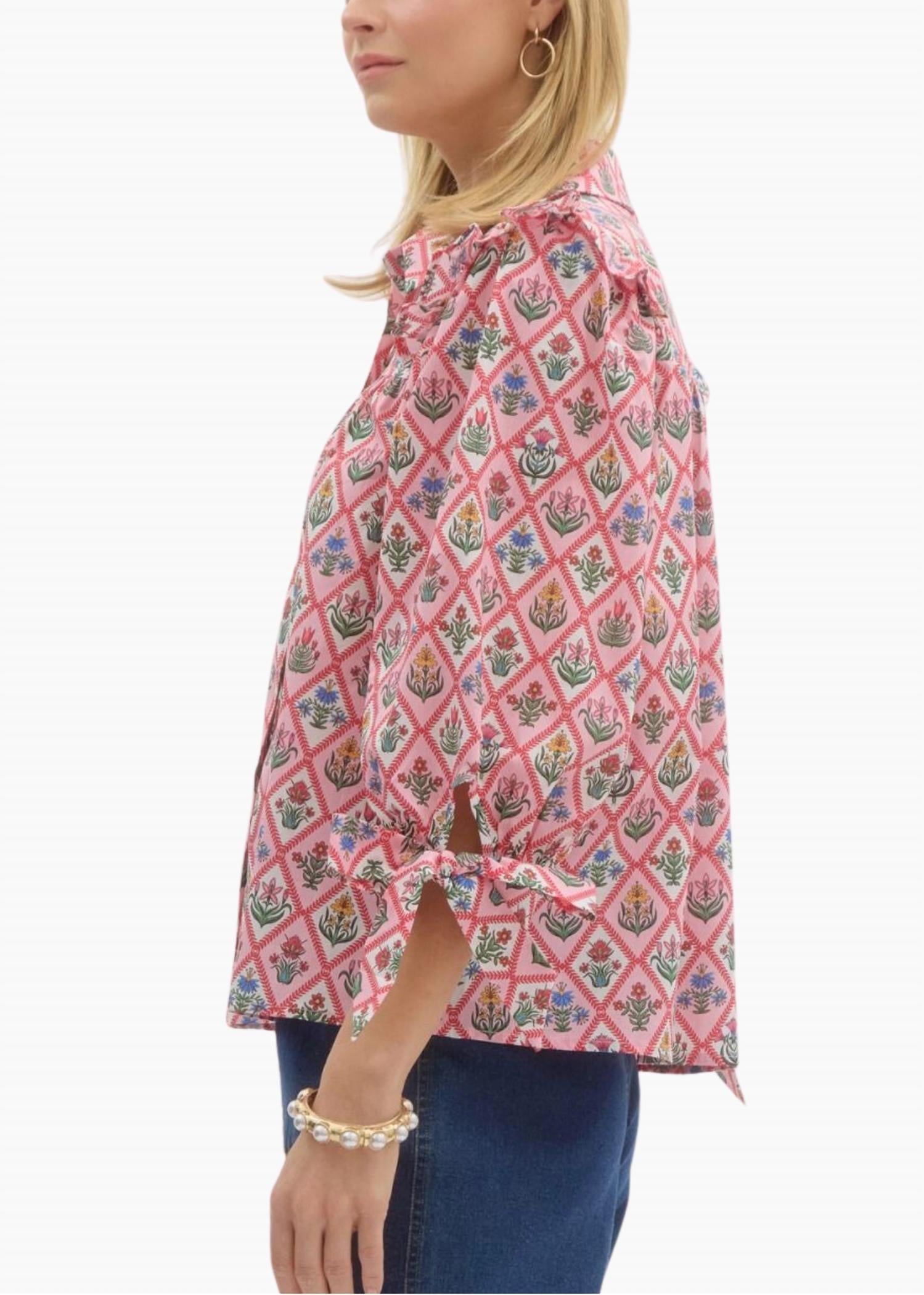 entro Maeve Top in pink - women's blouse - detail view