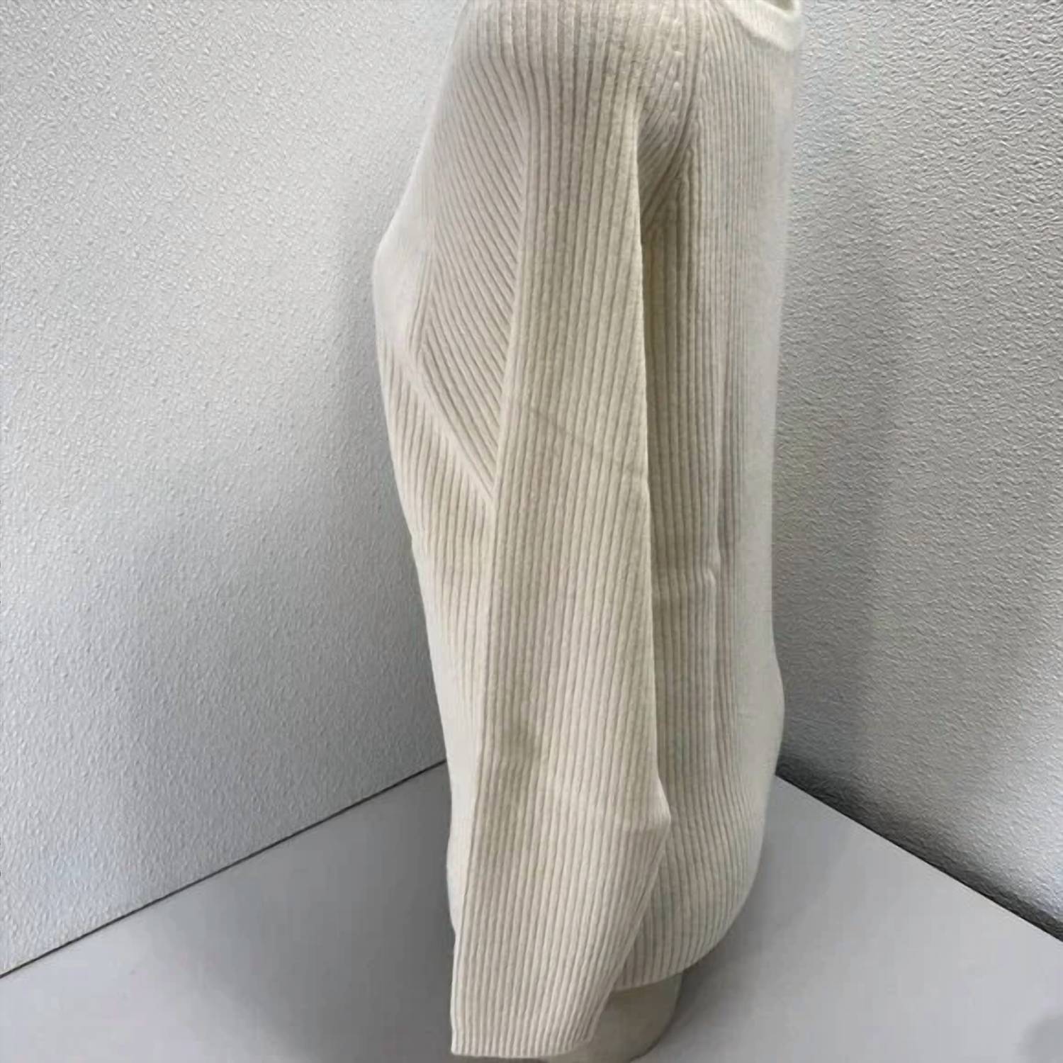 State Cashmere - Off-shoulder V-neck Sweater