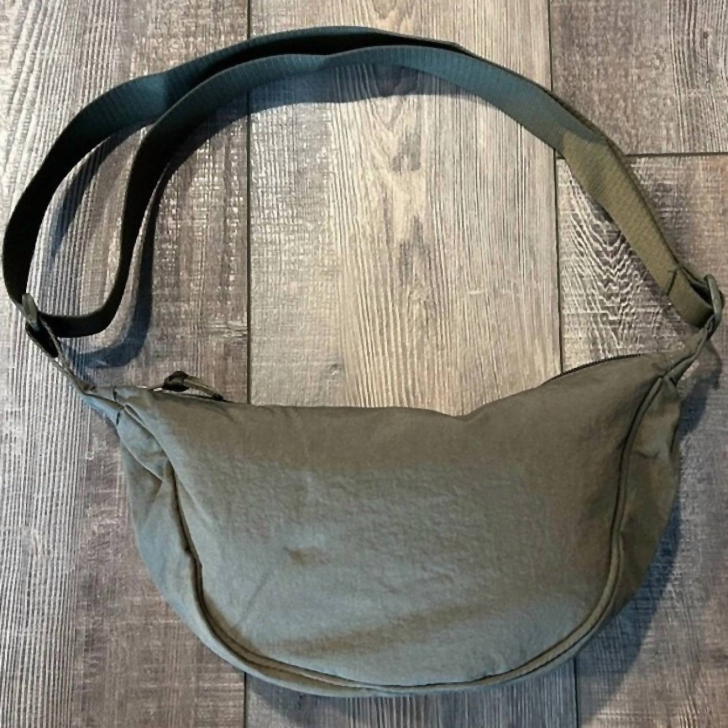 Jillian Ink - Women's Crescent Crossbody Bag