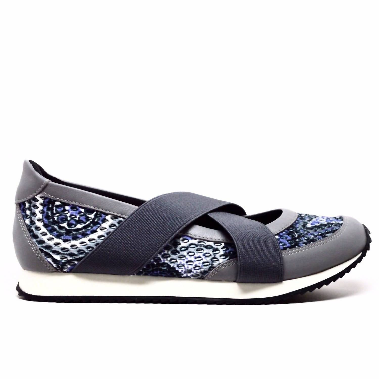 Chelsea Jones - Women's Tuck Walking Shoes