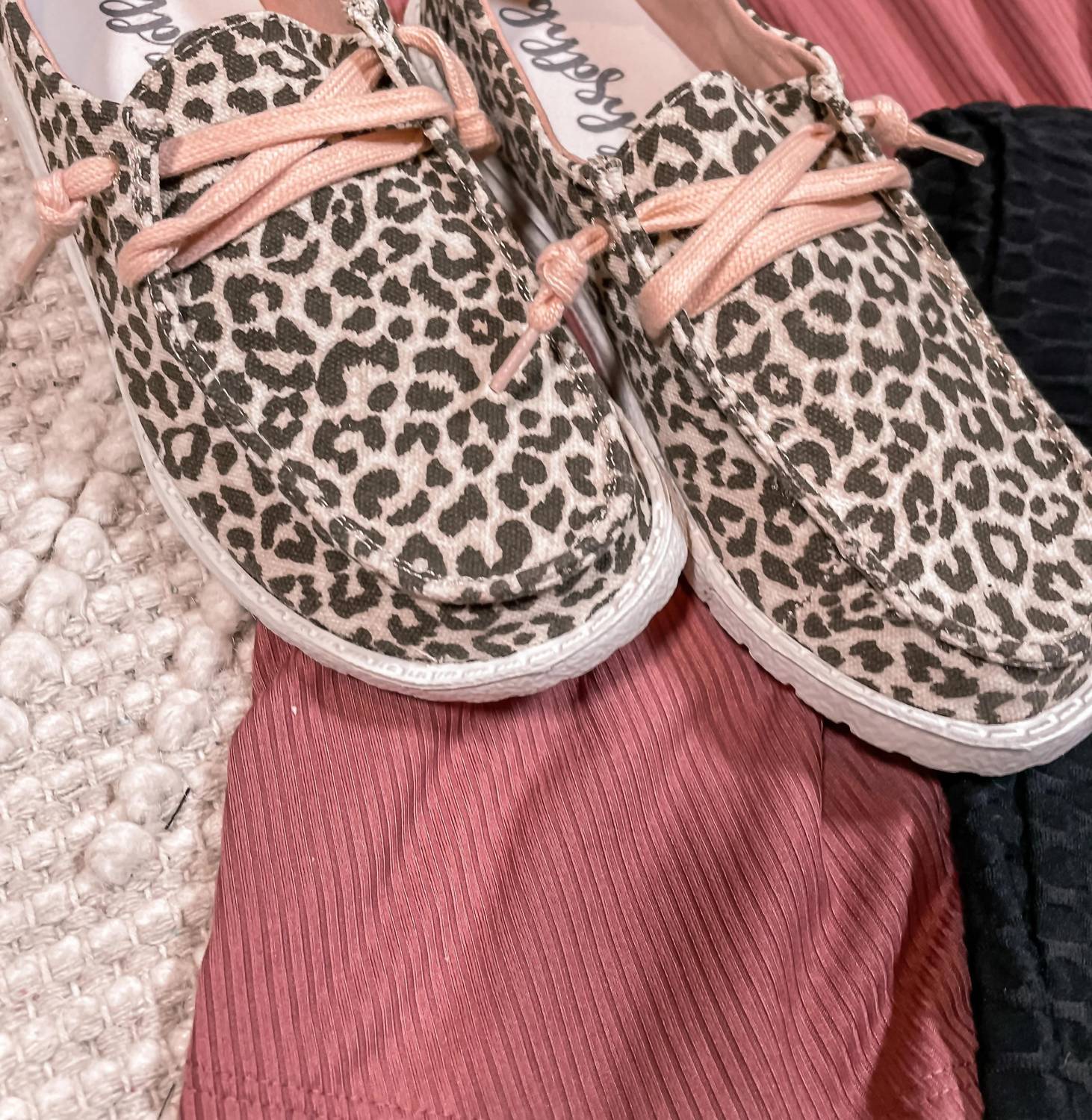 Gypsy Jazz - Girls Leopard Sneaker